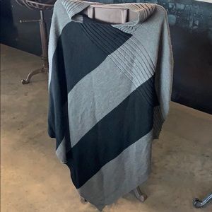 Venus Color Block Sweater Poncho Wool/Acrylic O/S